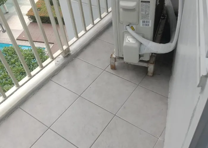 Apartment Luxurious In The Heart Of Makati Philippines Manila