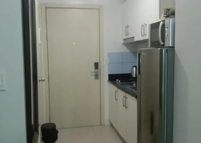 Luxurious In The Heart Of Makati Philippines Manila